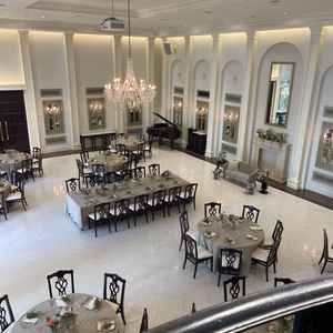 挙式会場です。とても広く様々なイベントができそうです。