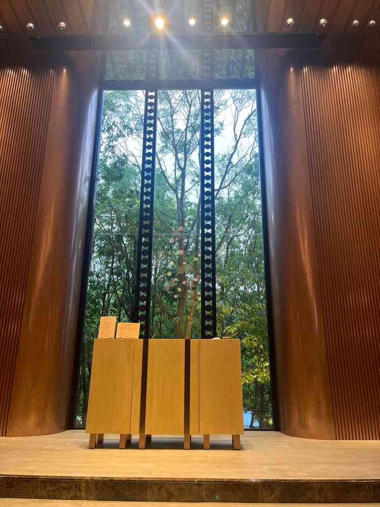 チャペル正面、イメージ通りのチャペルでした