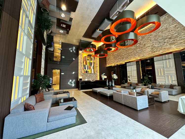 階段上がってすぐなので迷うことない。