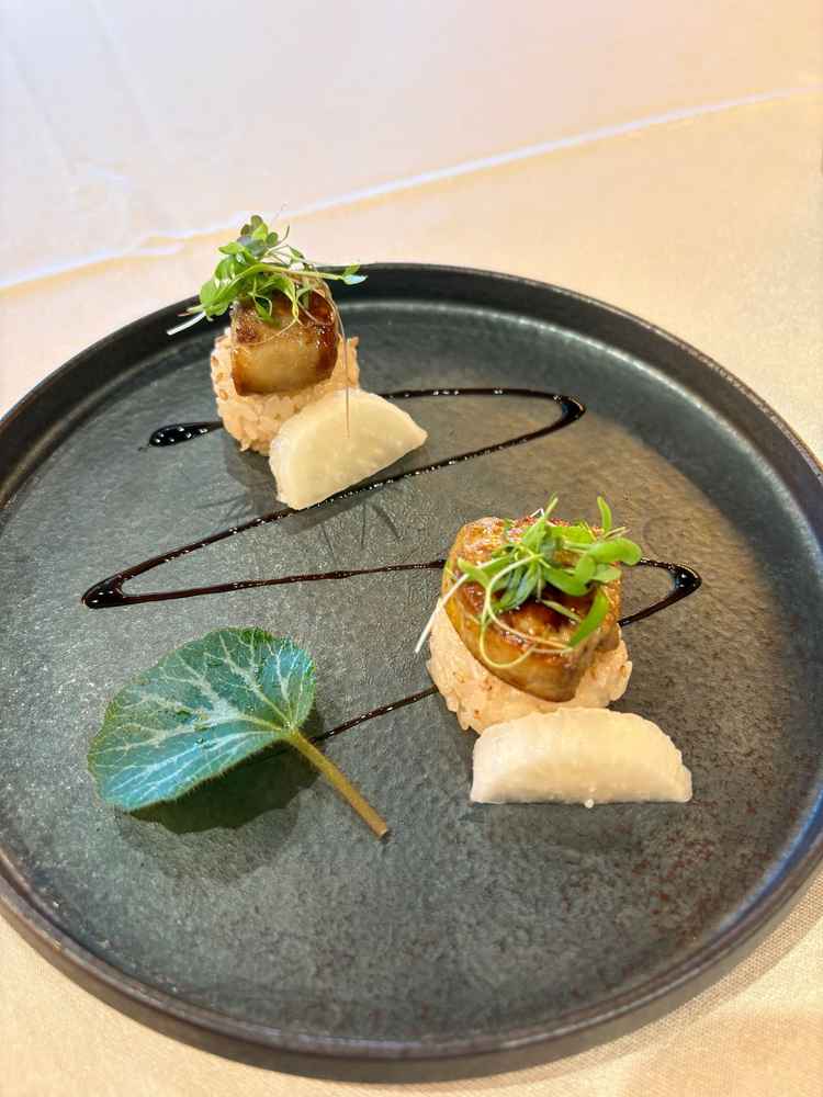 サービスのフォアグラがとても美味しかったです。