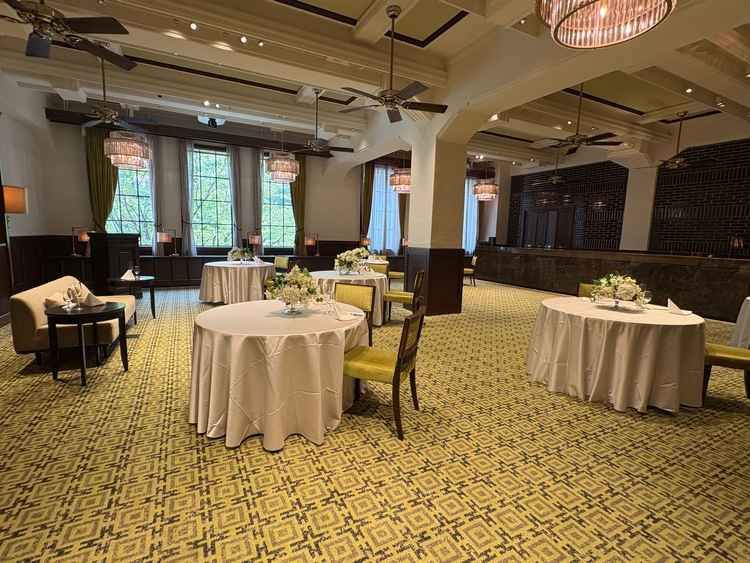 65名までの少人数会場