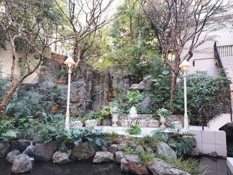 開放感溢れる気持ちの良いガーデンでは、ゲスト皆が開放的になれると思いました