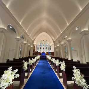 圧巻の大聖堂。天井がとても高く非常に洗練された雰囲気。