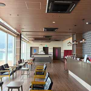 ゲストの待合室。待合室から景色が素敵で雰囲気が良いです。