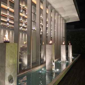 式場外観(庭がある)