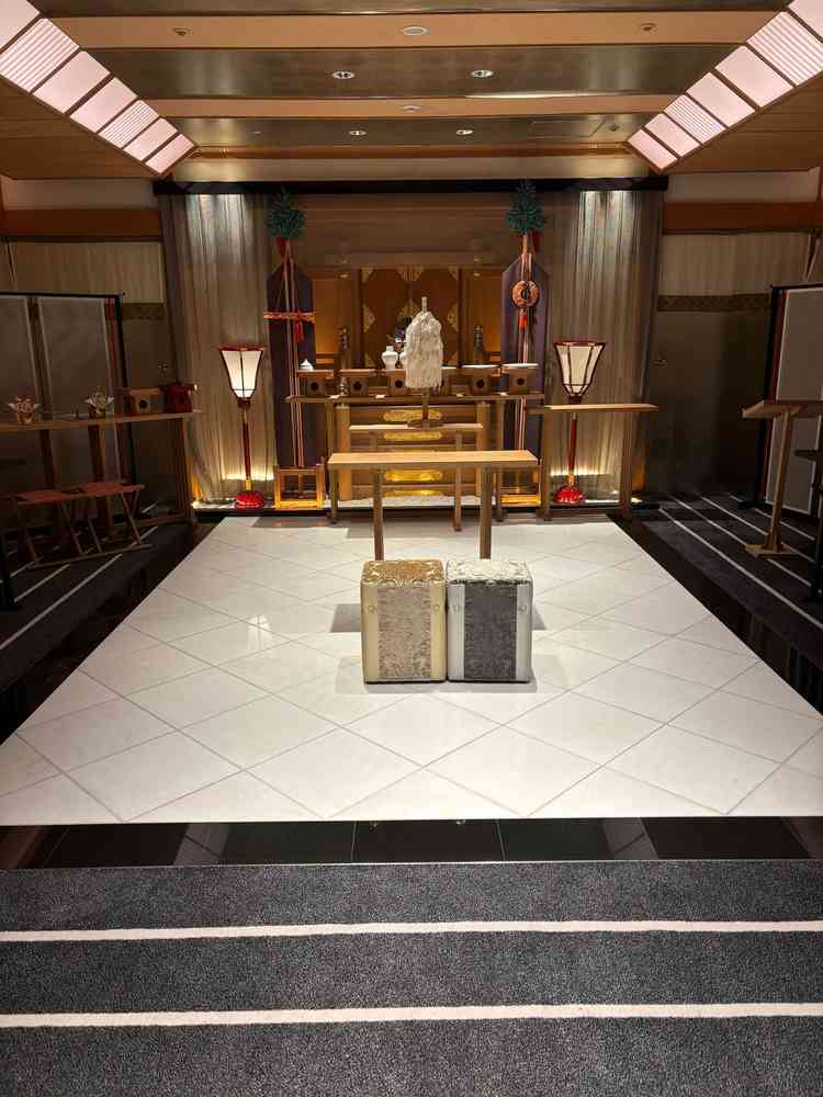 館内和婚の会場です。住吉神社の神様が祀られています。