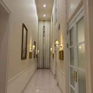 白を基調とした館内で可愛らしい雰囲気でした。