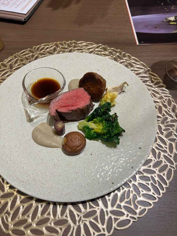 試食した専門牧場で作ってるお肉はすごく美味しかった。