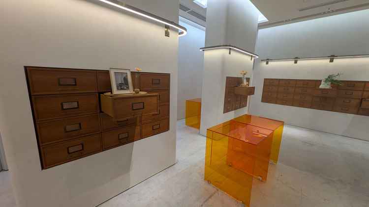 アトリエと呼ばれる披露宴会場です。都内のおしゃれなアパレルショップのような内装でした。