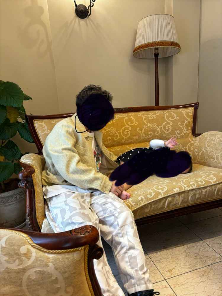 プランナーさんのお話しを聞く場所も清潔でおしゃれでソファや小物も可愛かったです。