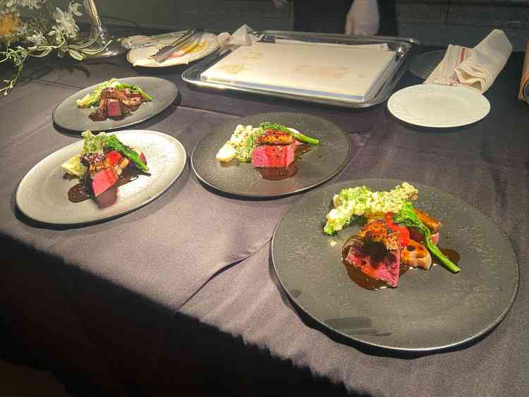 料理演出後の写真