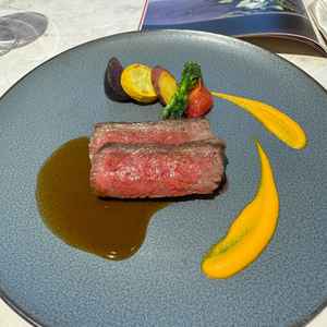 メインのお肉料理