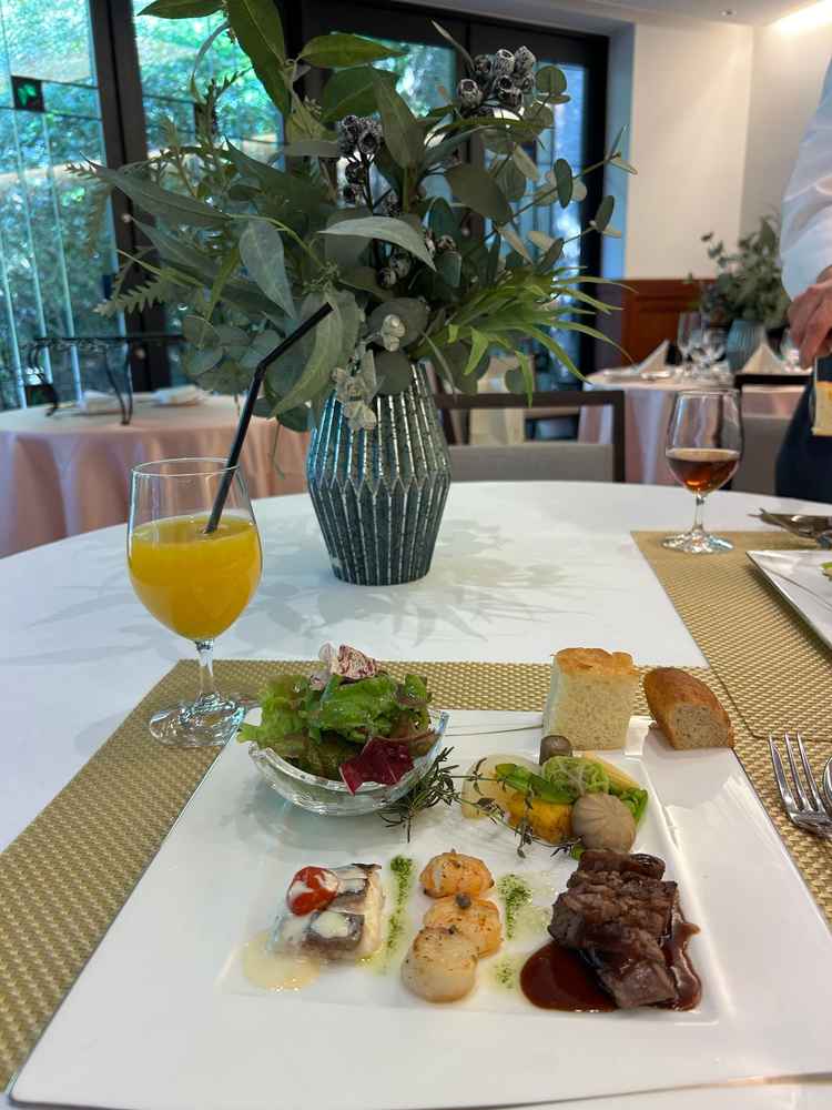 試食の2皿目、メイン料理