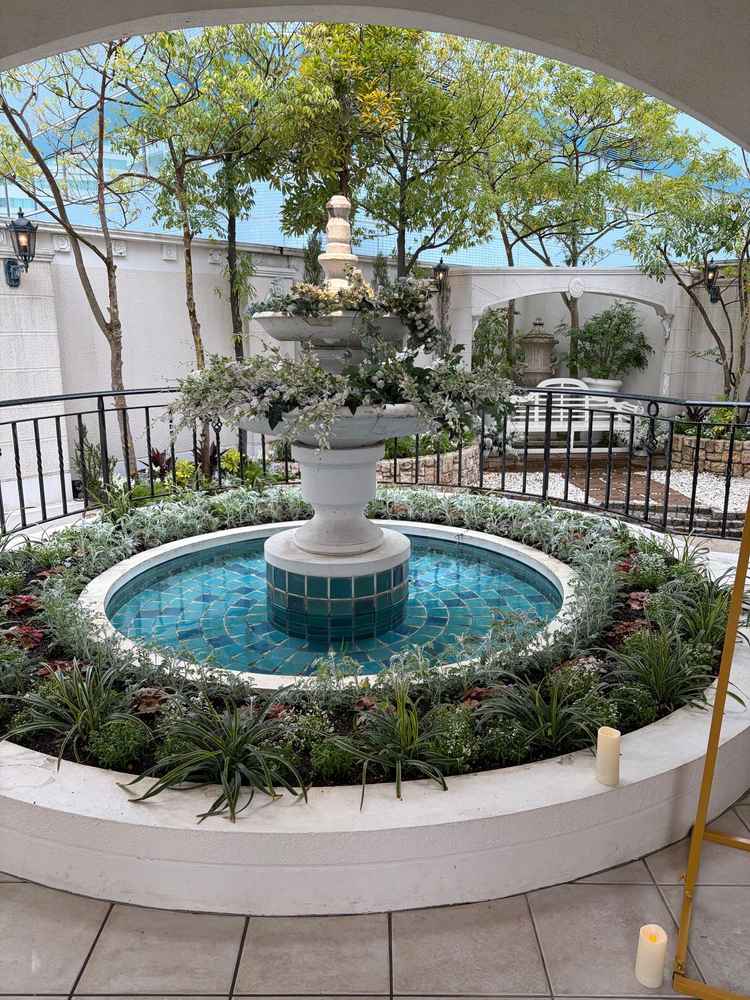 チャペルのドア前