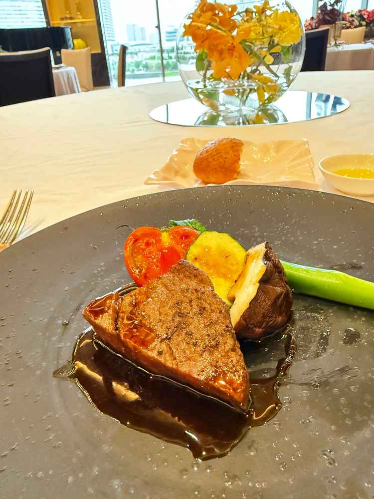 披露宴会場にて試食。非常に美味しかった。