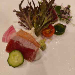 フレンチに和のテイストが入るようで、特徴的な食事だと思います。