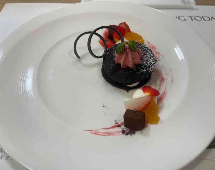 デザートもおしゃれで美味しく、ビュッフェをしようと思っているので楽しみです。