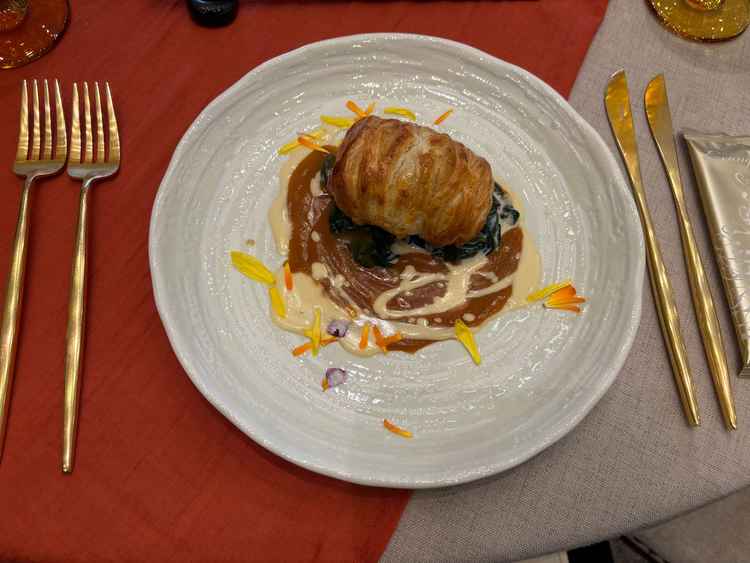 凄く美味しい料理でゲストの方にも満足していただけると思います。