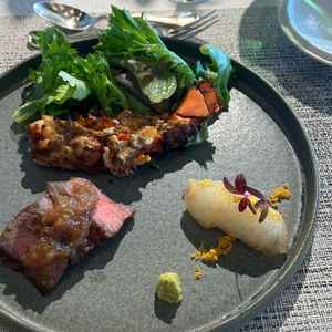 最初にいただいた、試食。係の方の説明もとても丁寧でした。