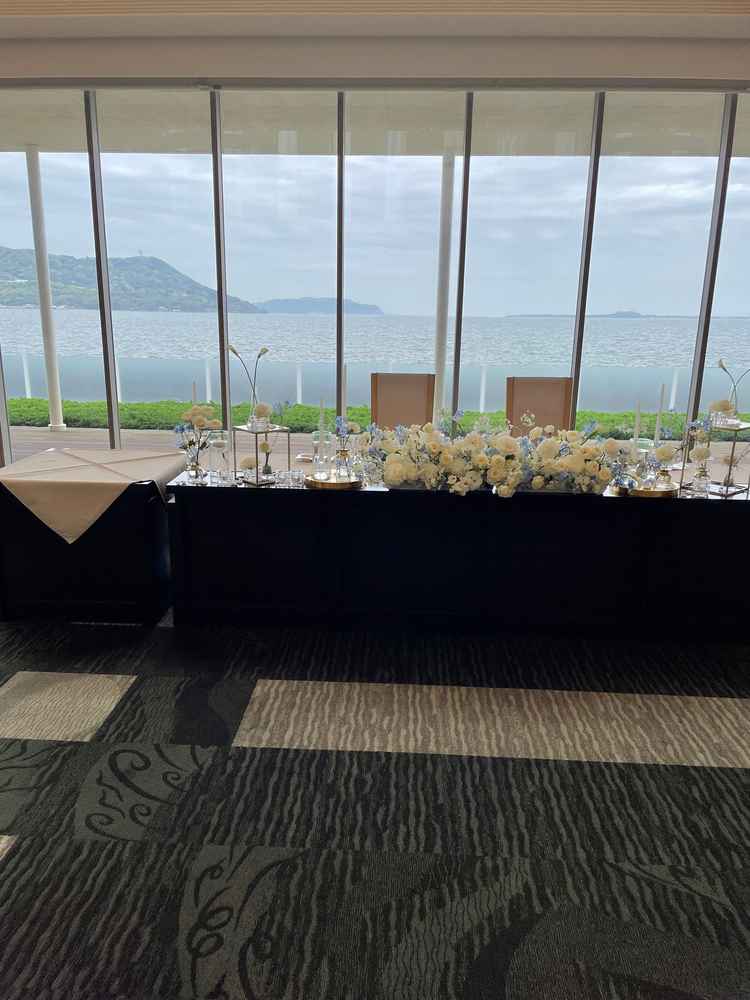 披露宴会場は4つあり、全部屋オーシャンビューで最高の景色です。
