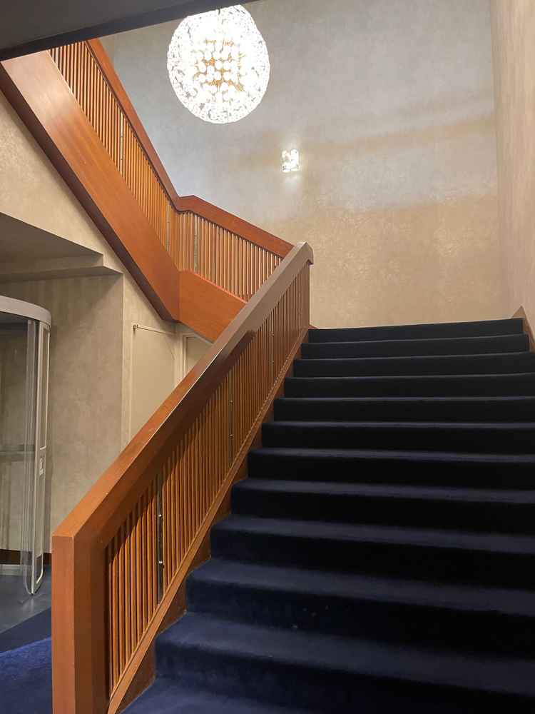 良い意味でシンプルな内装