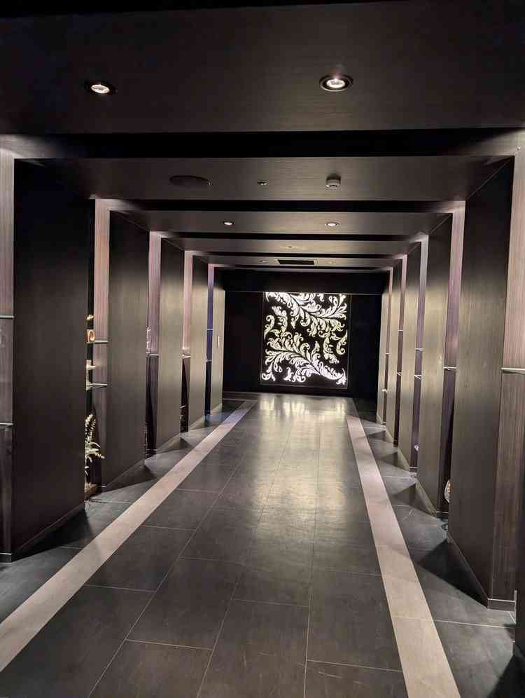 チャペルまでの通路