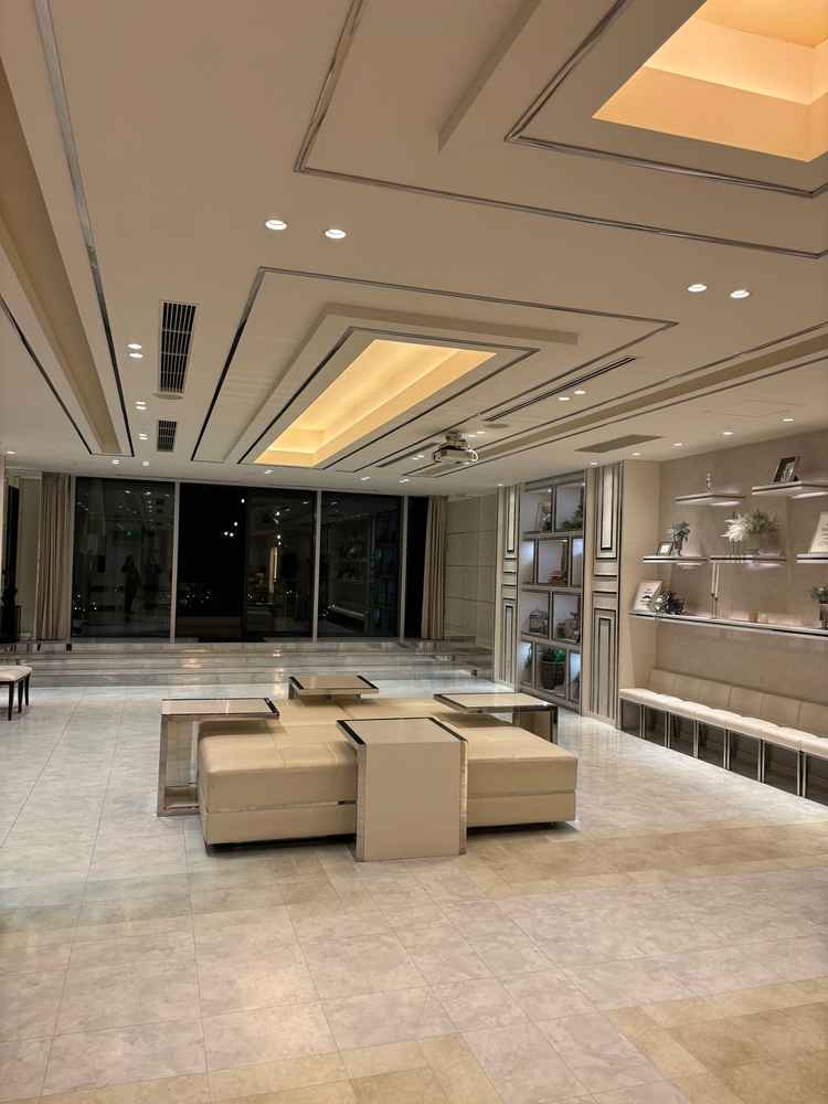 ゲストの待合スペースがとても広く、テラスまでありました！