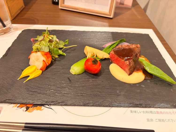 料理は、フレンチジャポネであり馴染みのある味でとても美味しかった。
