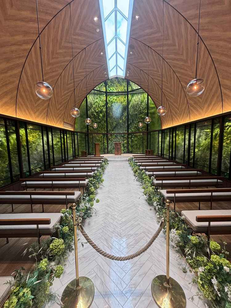 チャペルの様子(縦)