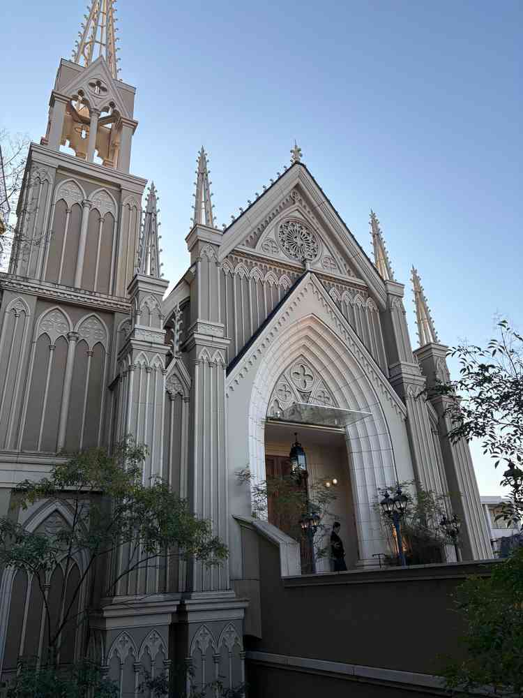 ヨーロッパを思わせる本格的な独立型のチャペル。