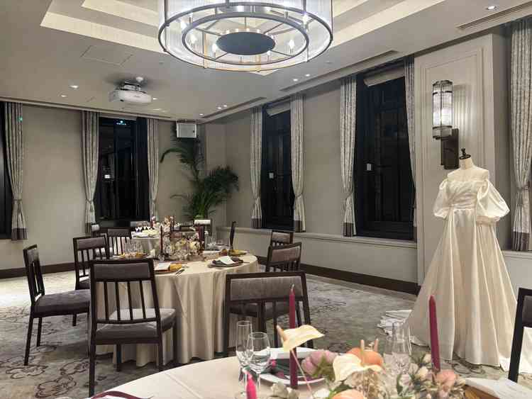 家族用の少人数の披露宴会場。モニカというお部屋で30名ほど入るようです。