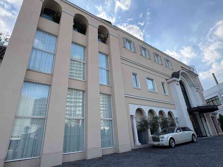 駐車場があるので車はもちろん、駅チカで電車でもアクセスがとても良いのが魅力的でした。