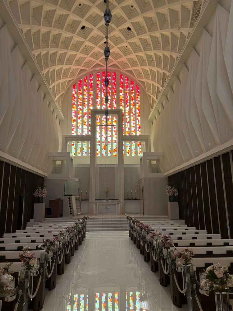 オレンジのチャペル。暖かみがありよかったです