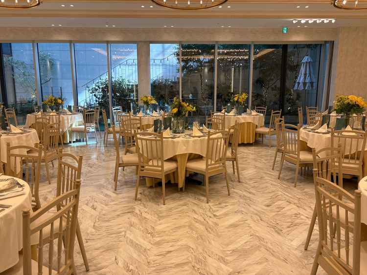 テラスの見えるバンケット