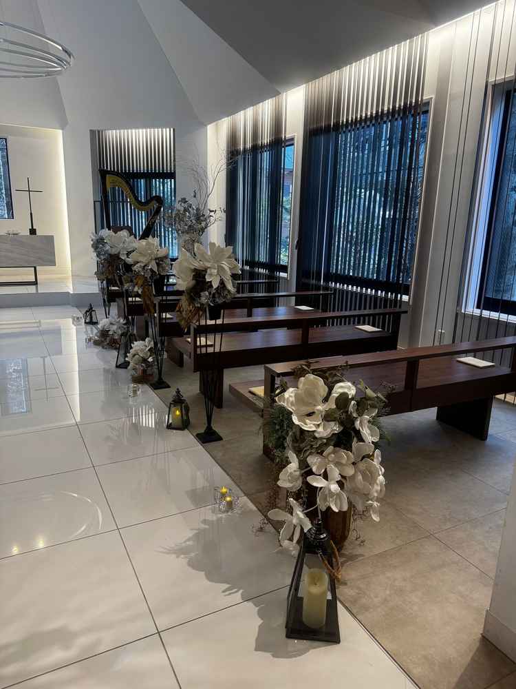 チャペル内、落ち着いた雰囲気