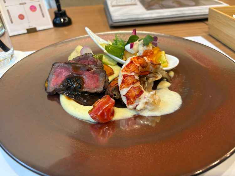 試食