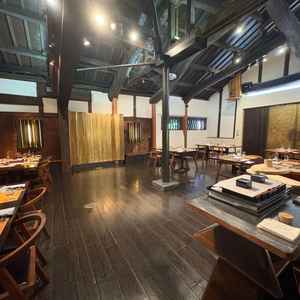 小さめの披露宴会場。親族の待合室としても使用可能とのこと。