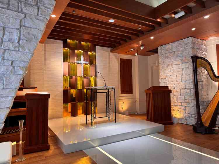 当日は聖歌隊や楽器の演奏を実際するとの事で迫力があり、感動すると思った。