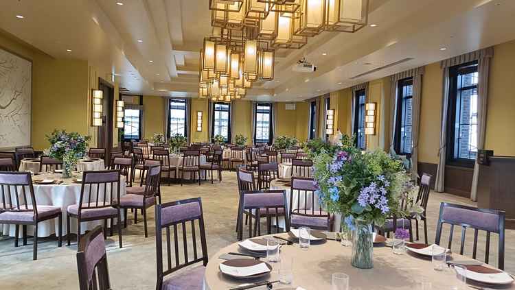 披露宴会場①。クラシックな雰囲気で良かった。