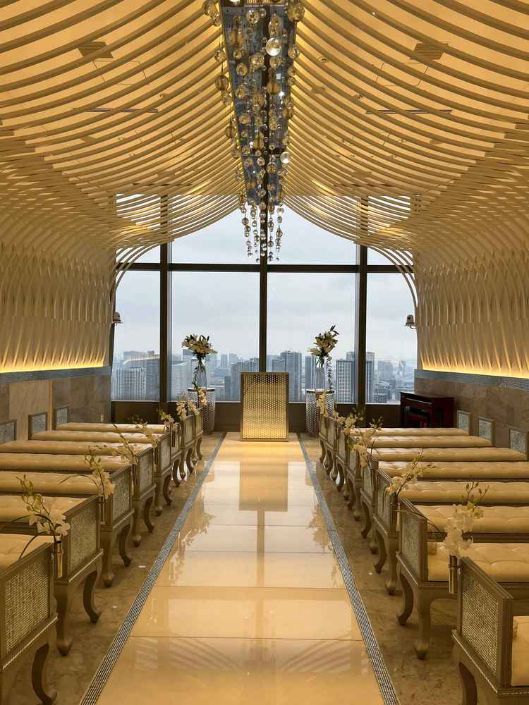 白を基調としたチャペル