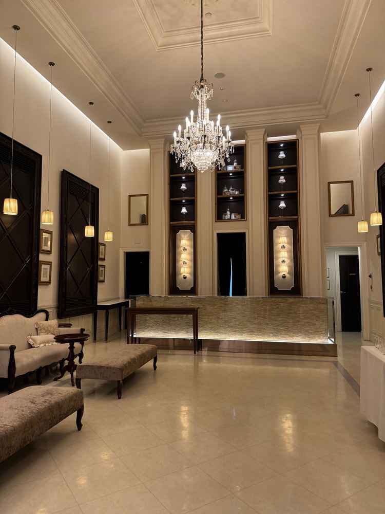 クローク兼待合場所でした、