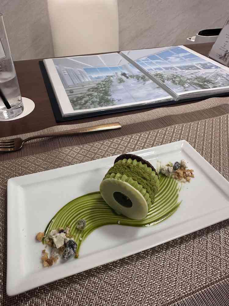 エンというデザートも名前の由来も素敵で万人受けのある抹茶なのがいい！