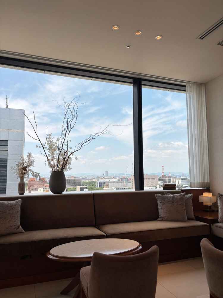 待合室からの逆の景色