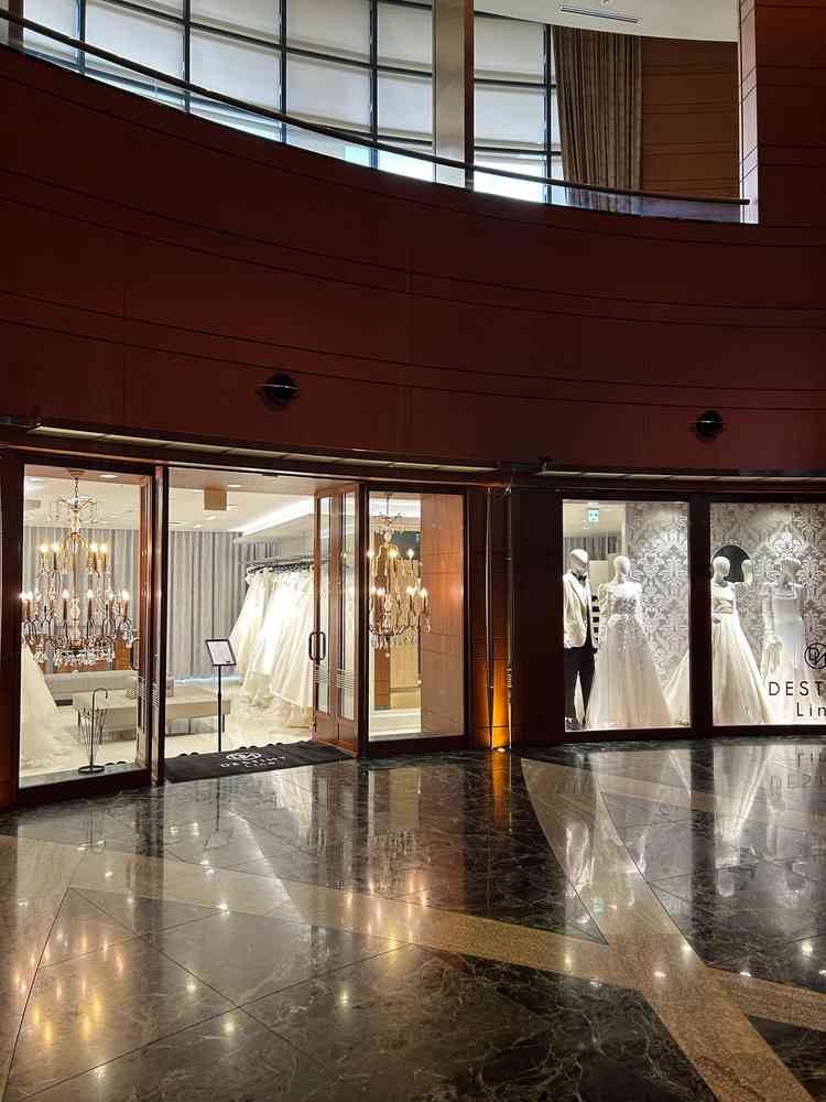 ドレスのラインナップが他式場よりも多く、たくさんの候補から選べます。