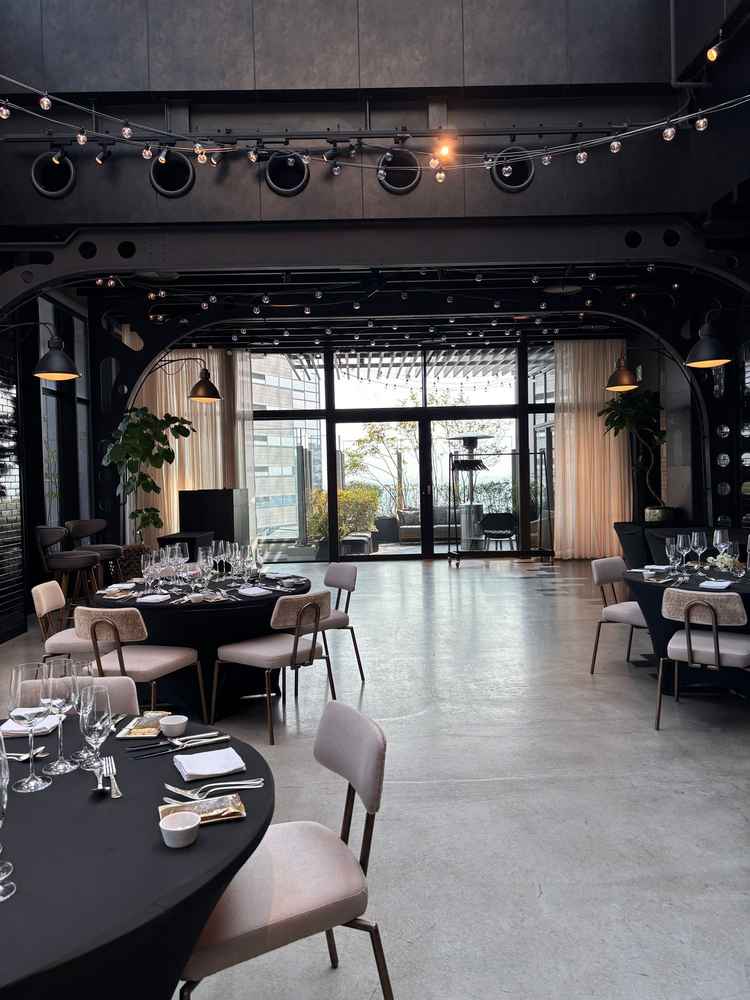 テラス付きの披露宴素敵でした。テラスからの登場もいいなと思いました