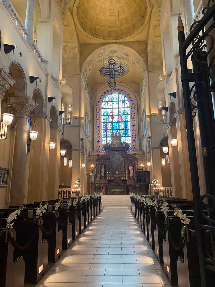 大聖堂入り口から