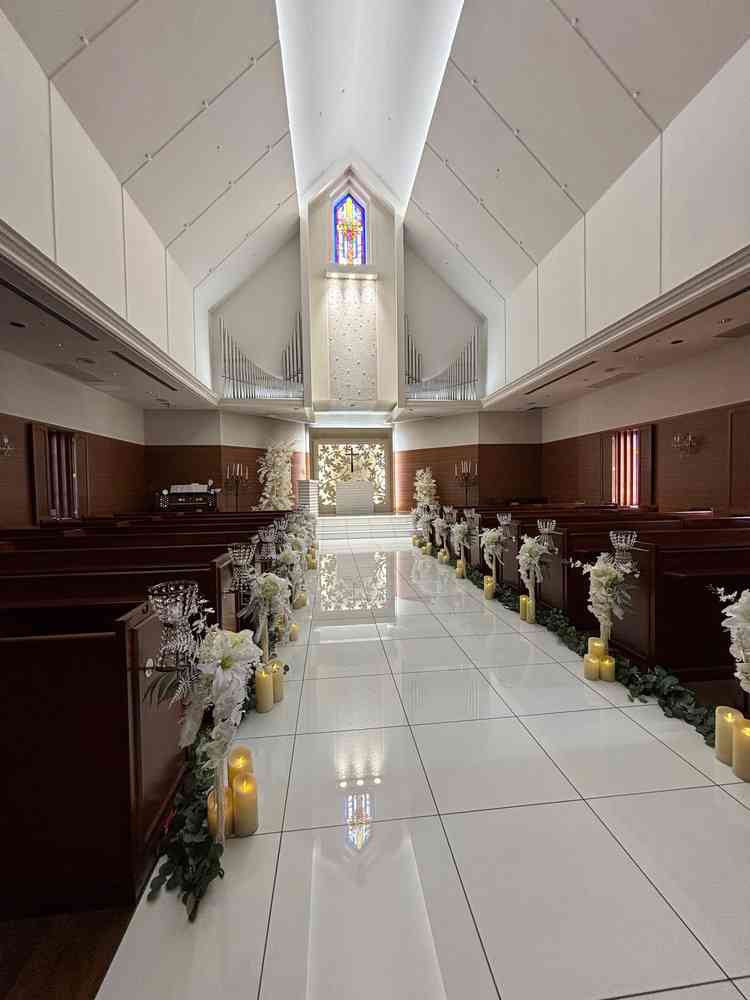 チャペル照明のバリエーションを見せて頂きました。