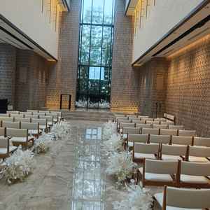 メインチャペルです。天井が高いです。