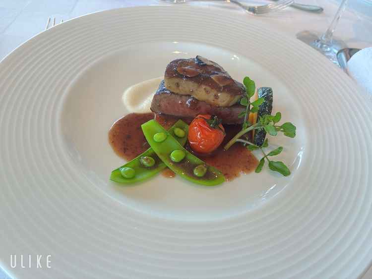 試食させていただいたお料理のメイン。フォアグラと牛フィレ肉でとても美味しかったです。