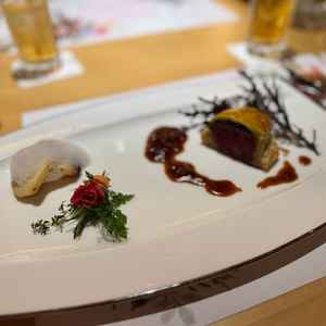 鰆の西京焼きが特に美味しかったです。お肉の焼き加減も調整していただけました。